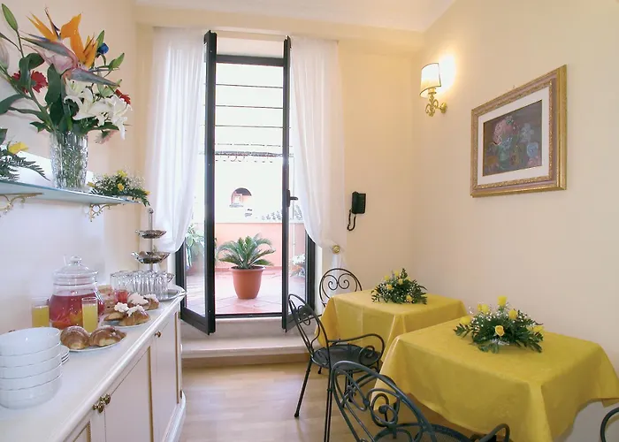La Lumiere Di Piazza Di Spagna
