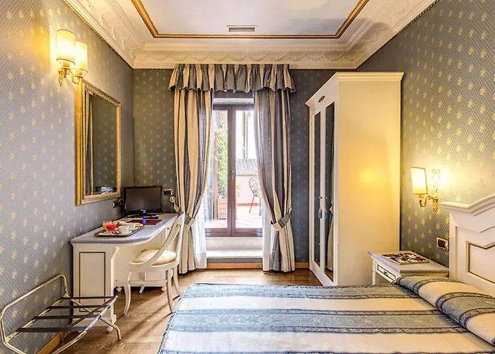 Hotel La Lumiere Di Piazza Di Spagna 3*