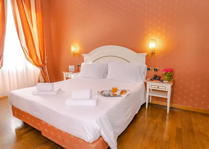 La Lumiere Di Piazza Di Spagna Otel