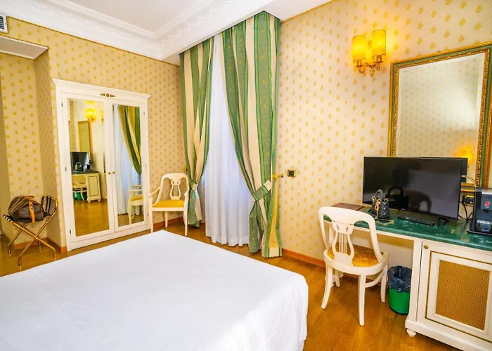La Lumiere Di Piazza Di Spagna Otel