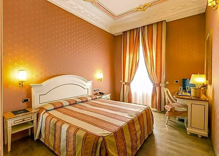 La Lumiere Di Piazza Di Spagna Otel 3*