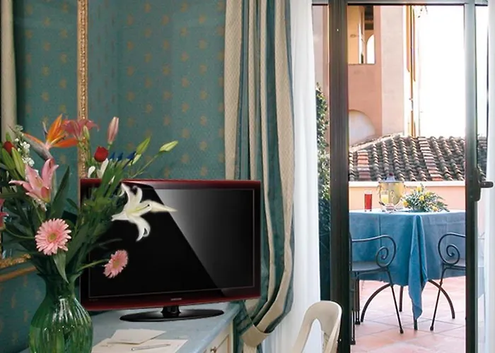 La Lumiere Di Piazza Di Spagna Otel